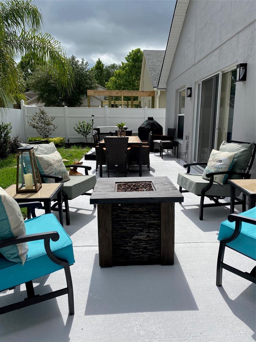 BLUE SPRINGS VILLAS - Residential