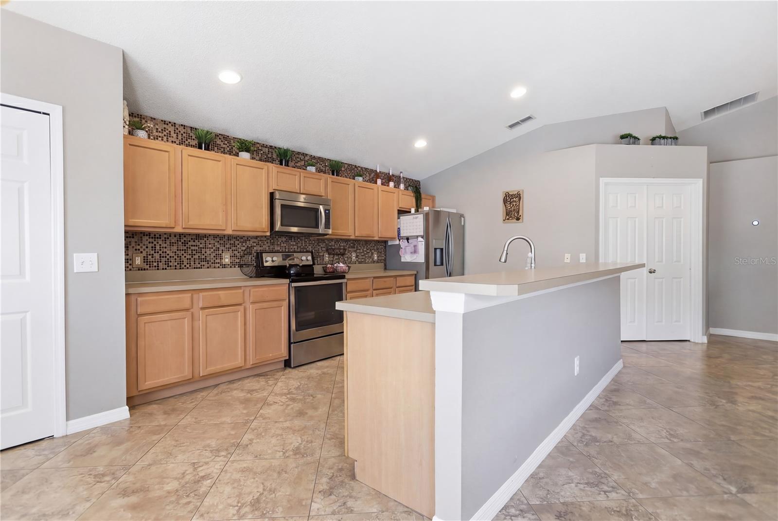 BLUE SPRINGS VILLAS - Residential