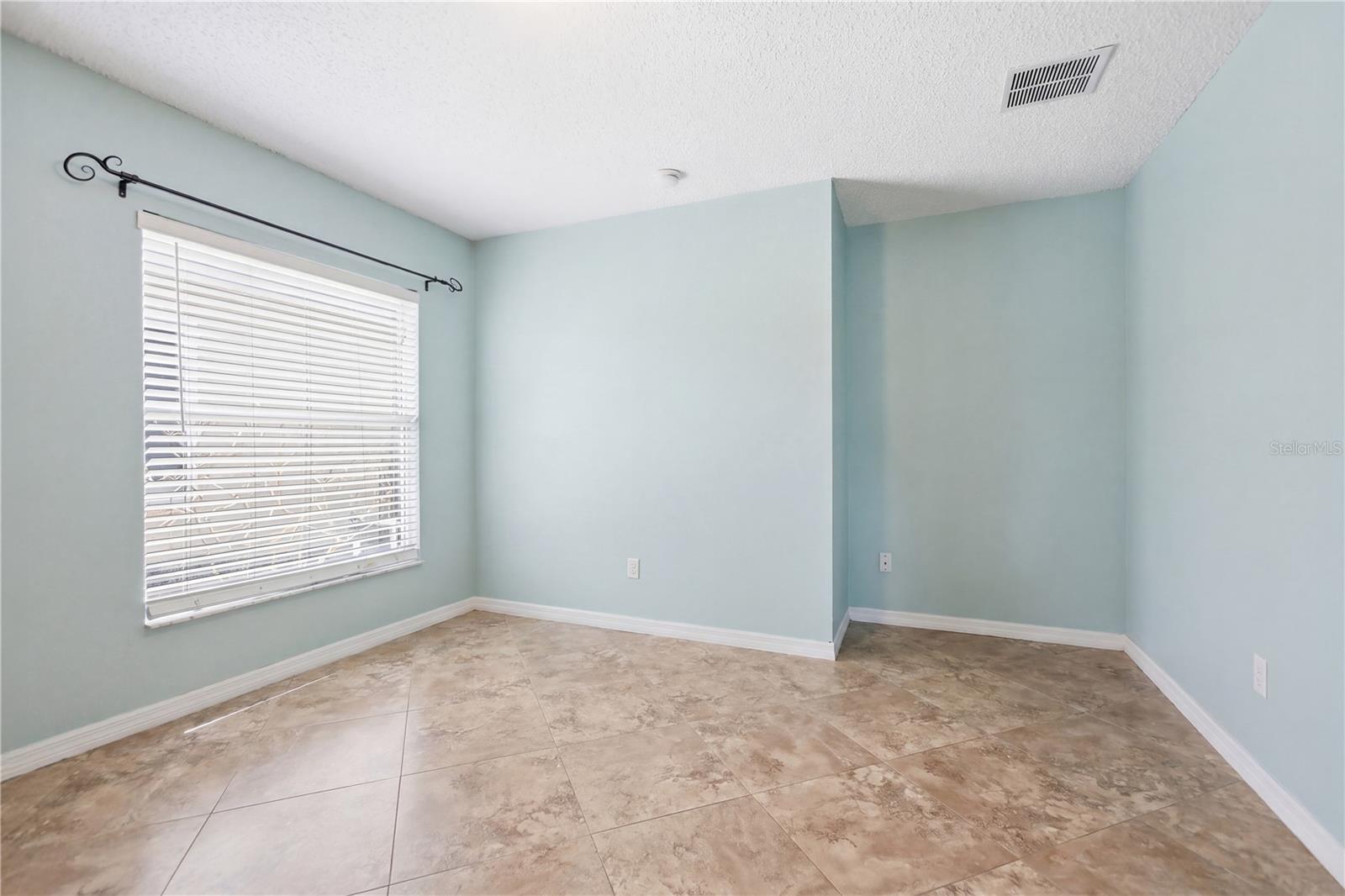 BLUE SPRINGS VILLAS - Residential