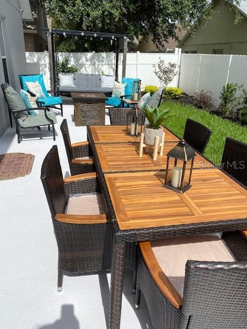 BLUE SPRINGS VILLAS - Residential