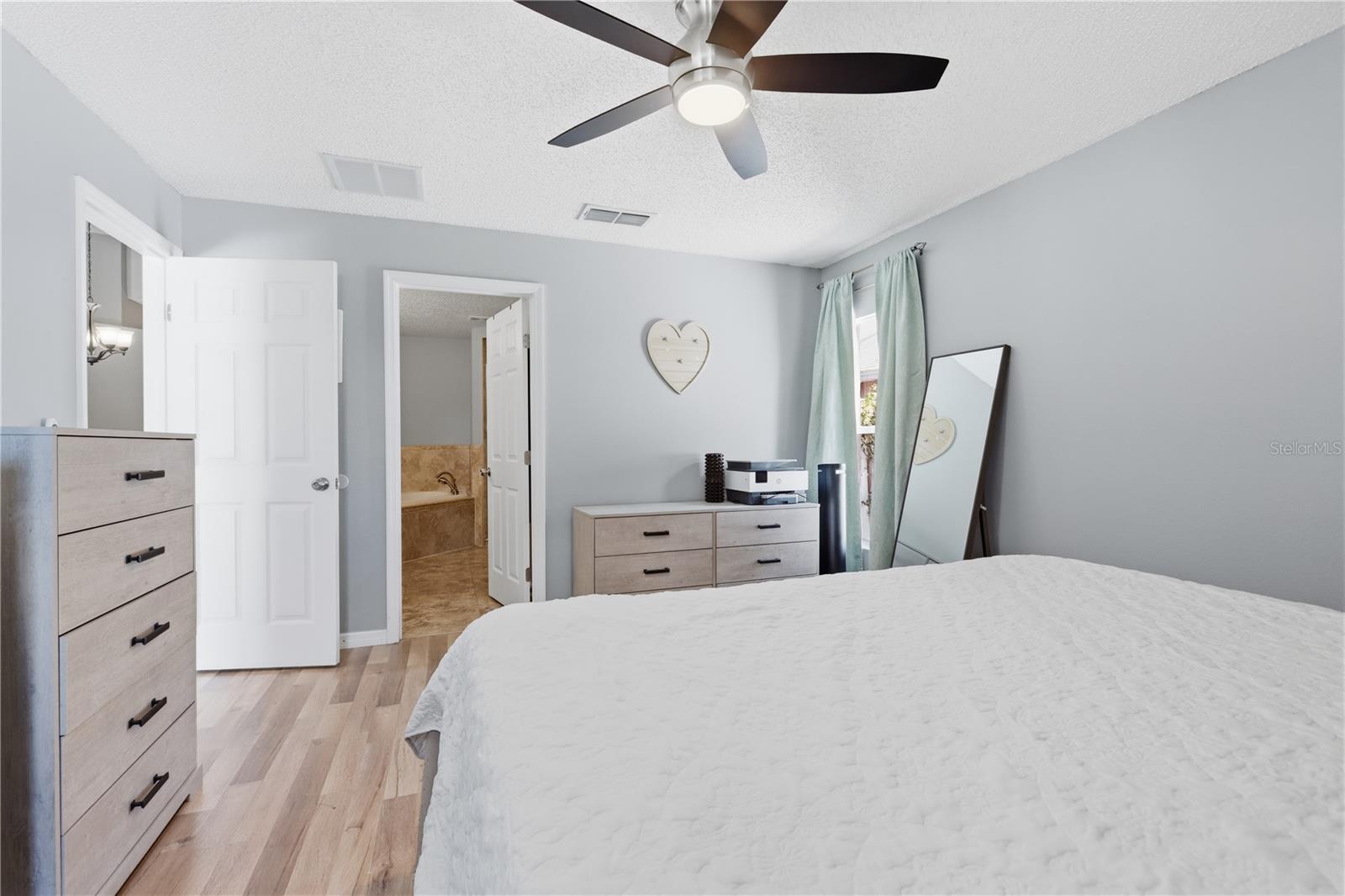 BLUE SPRINGS VILLAS - Residential