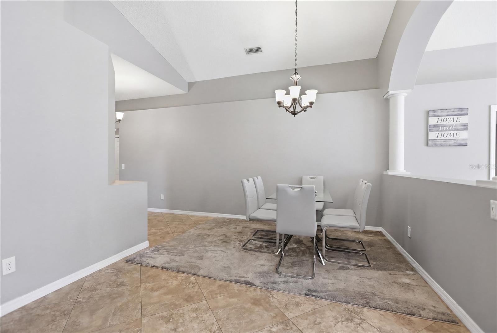 BLUE SPRINGS VILLAS - Residential