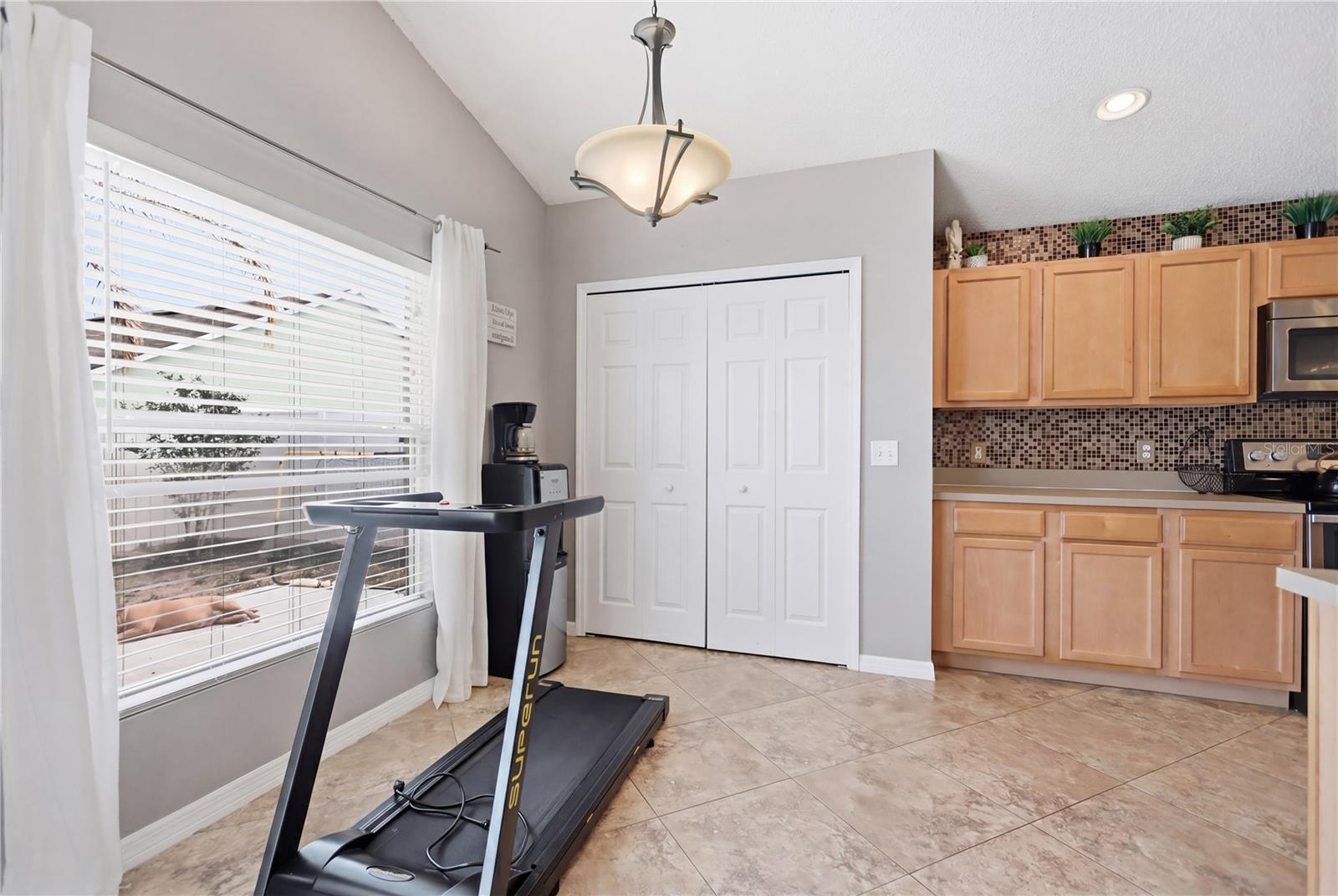 BLUE SPRINGS VILLAS - Residential