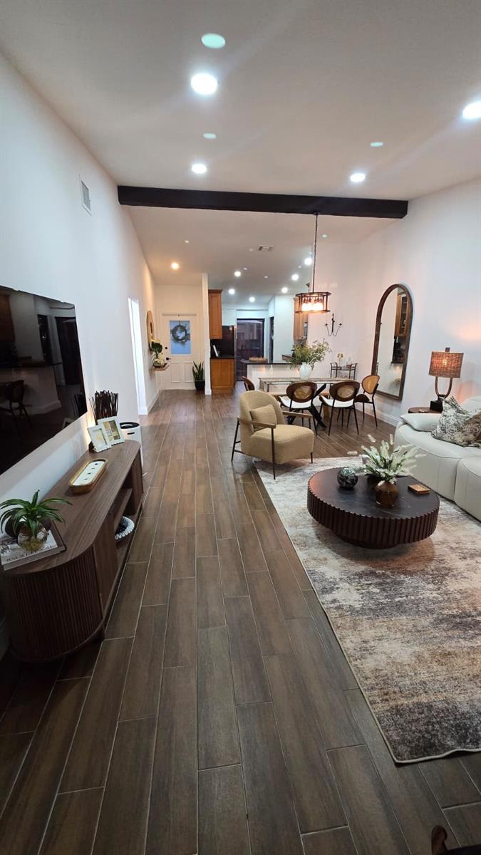 716 SUNNY PINE WAY D