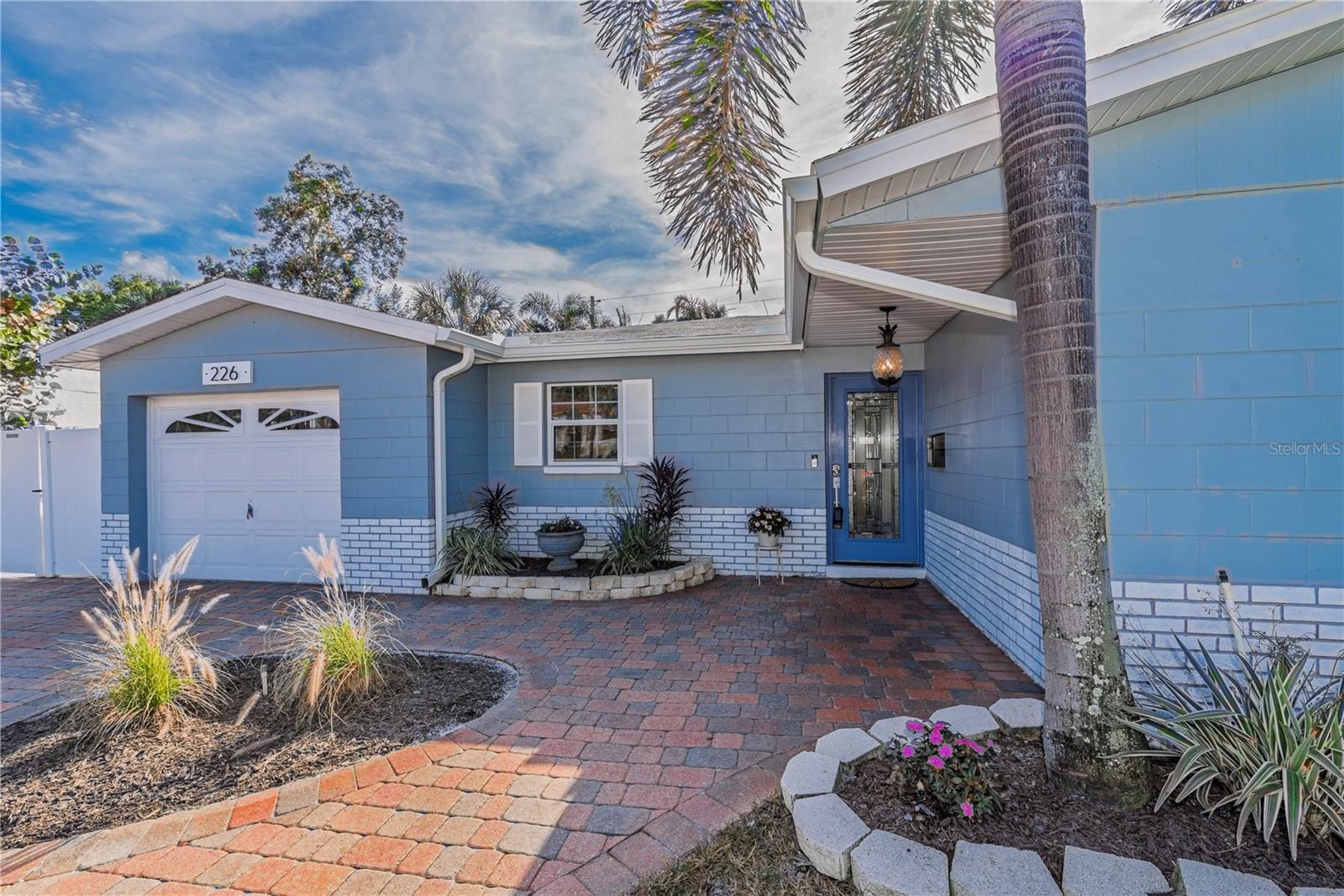 RIO VISTA - Residential