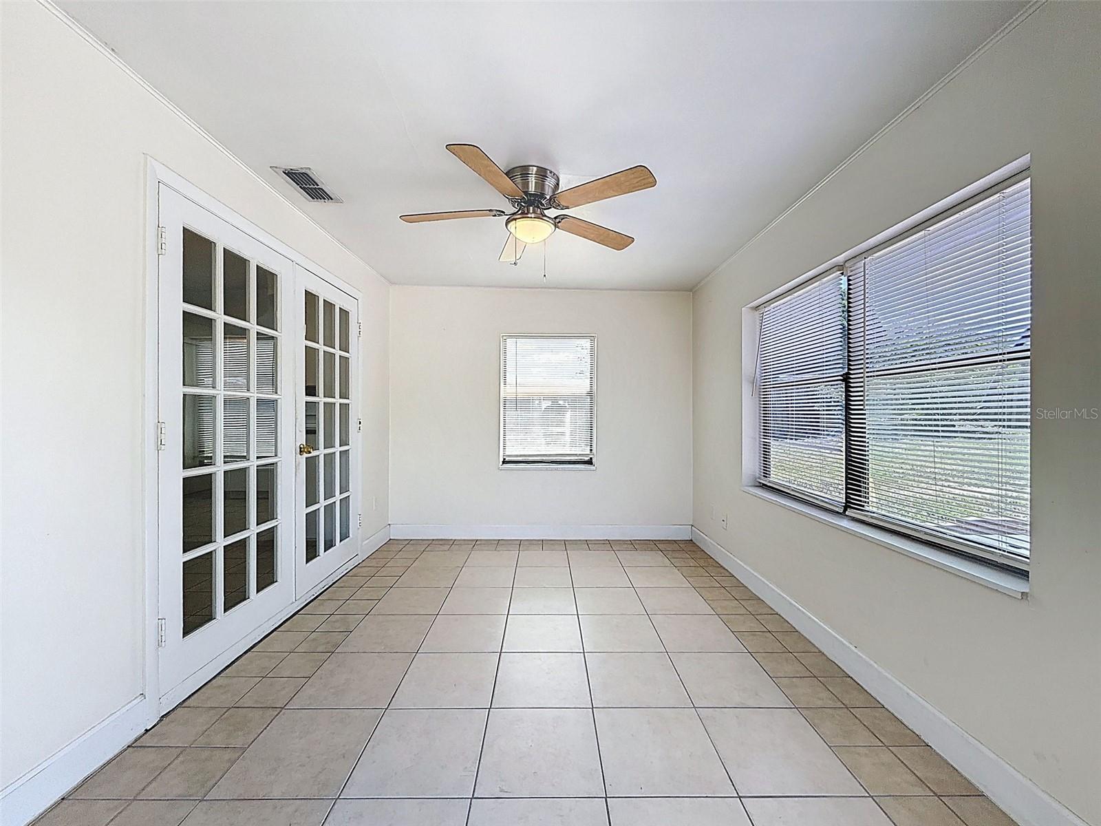 BEACON SQUARE - Residential