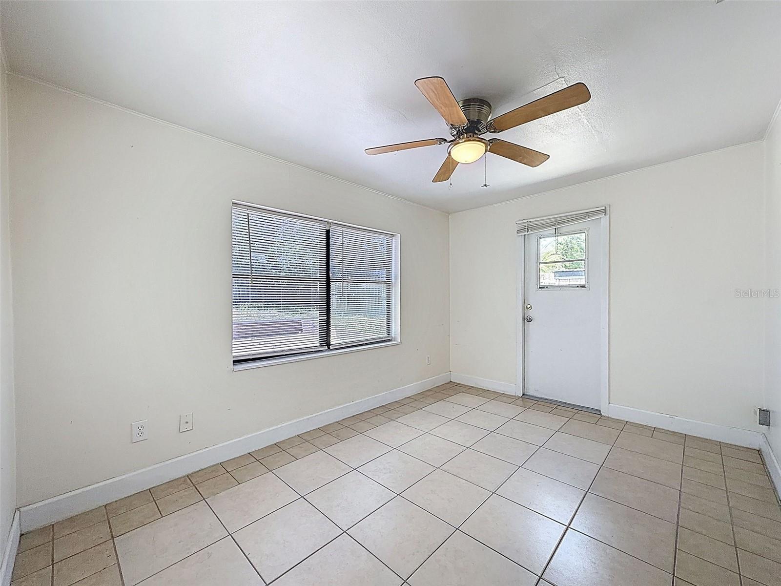 BEACON SQUARE - Residential