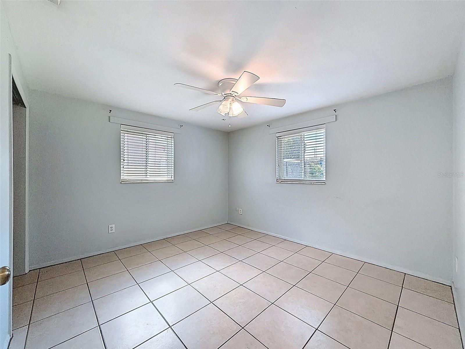 BEACON SQUARE - Residential