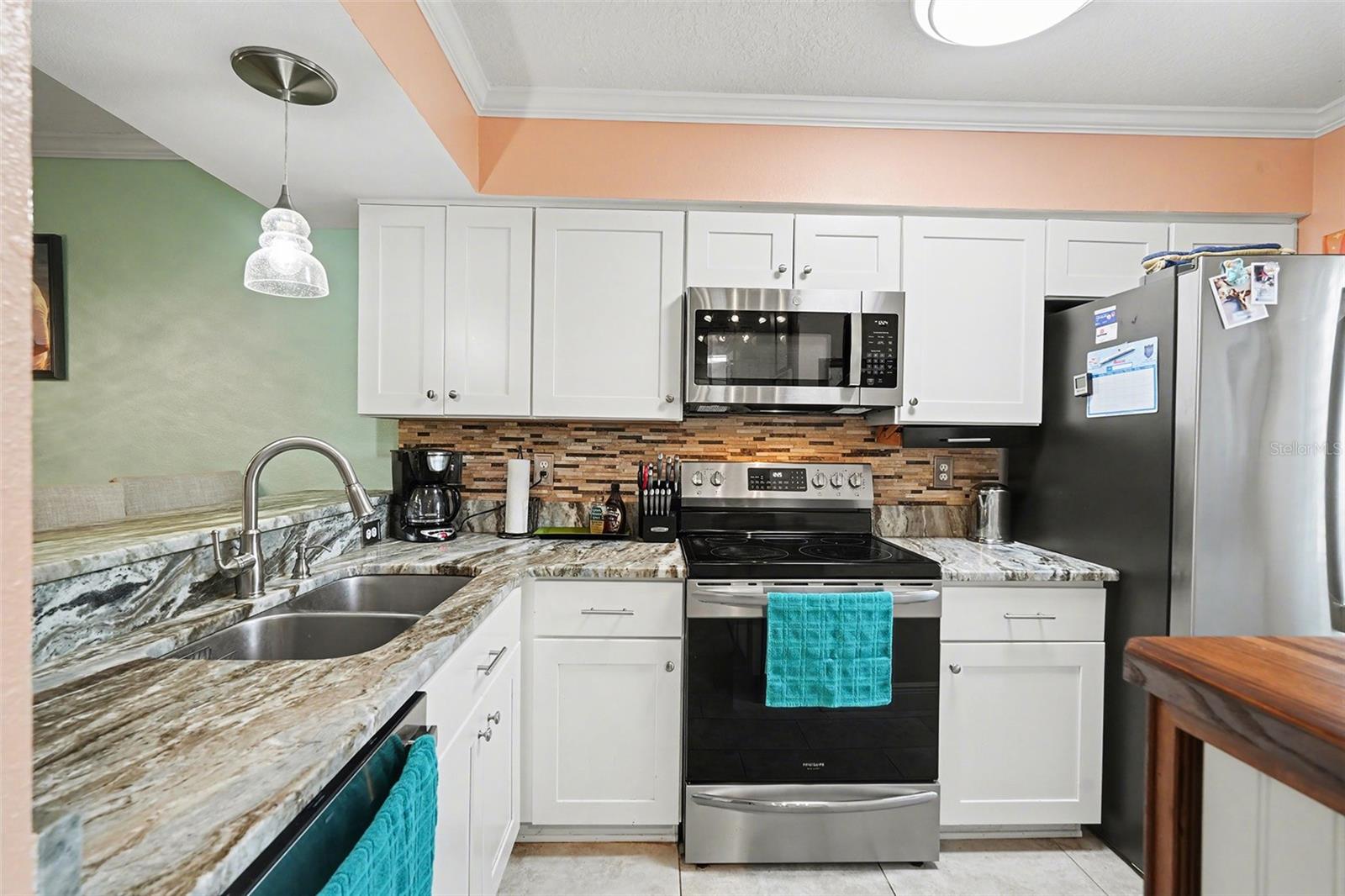 SUNNYBROOK CONDOMINIUM - Residential