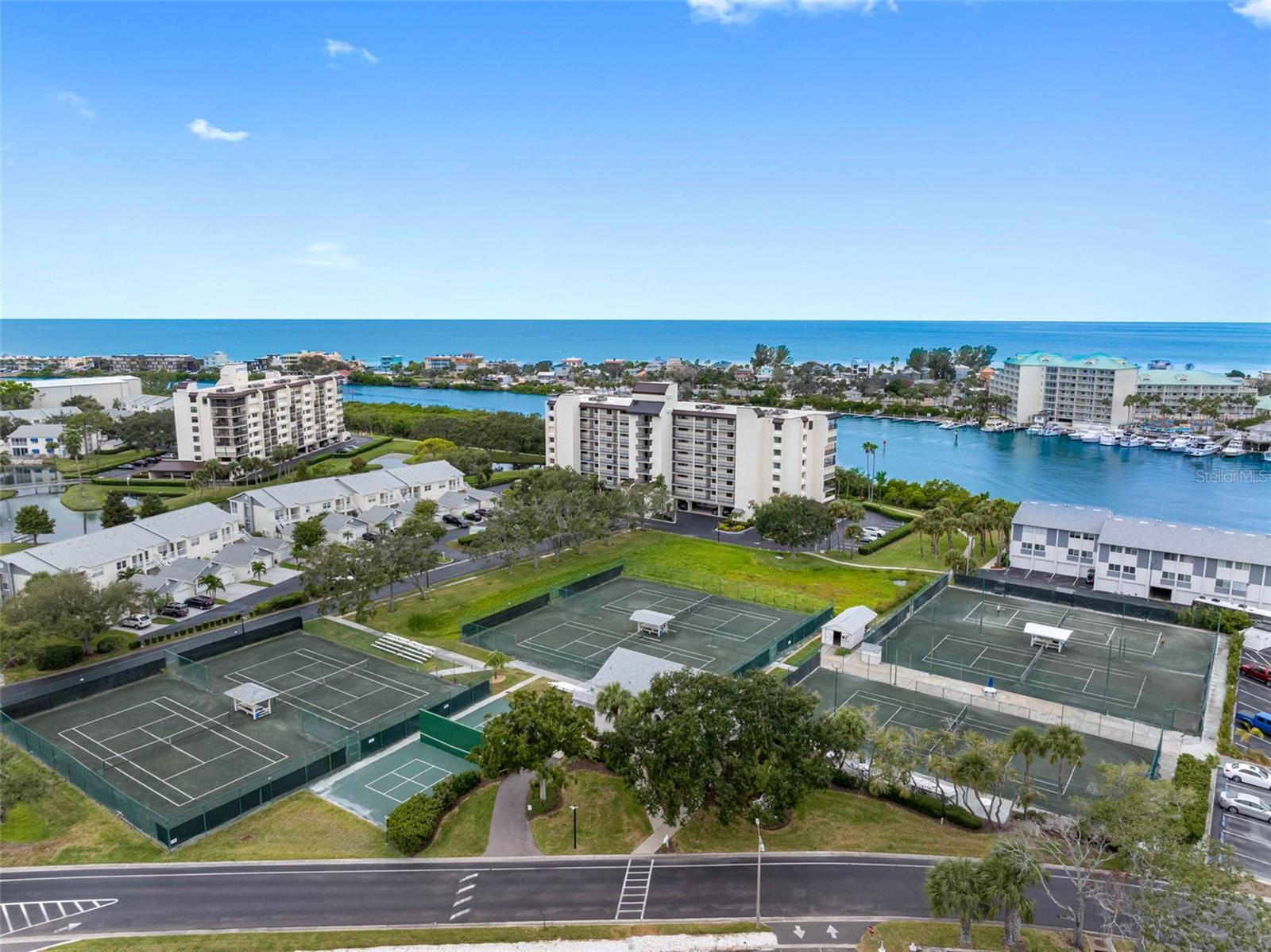 SHIPWATCH ONE - Residential