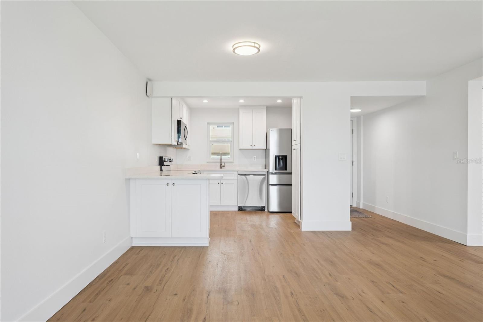 BAY ISLAND GROUP 6 - Residential