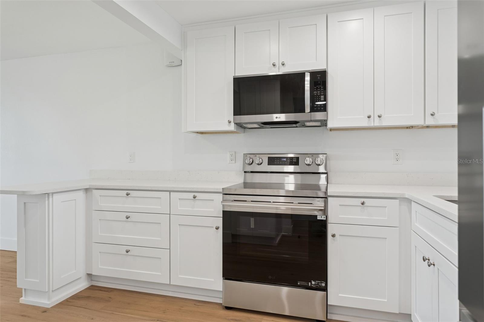 BAY ISLAND GROUP 6 - Residential