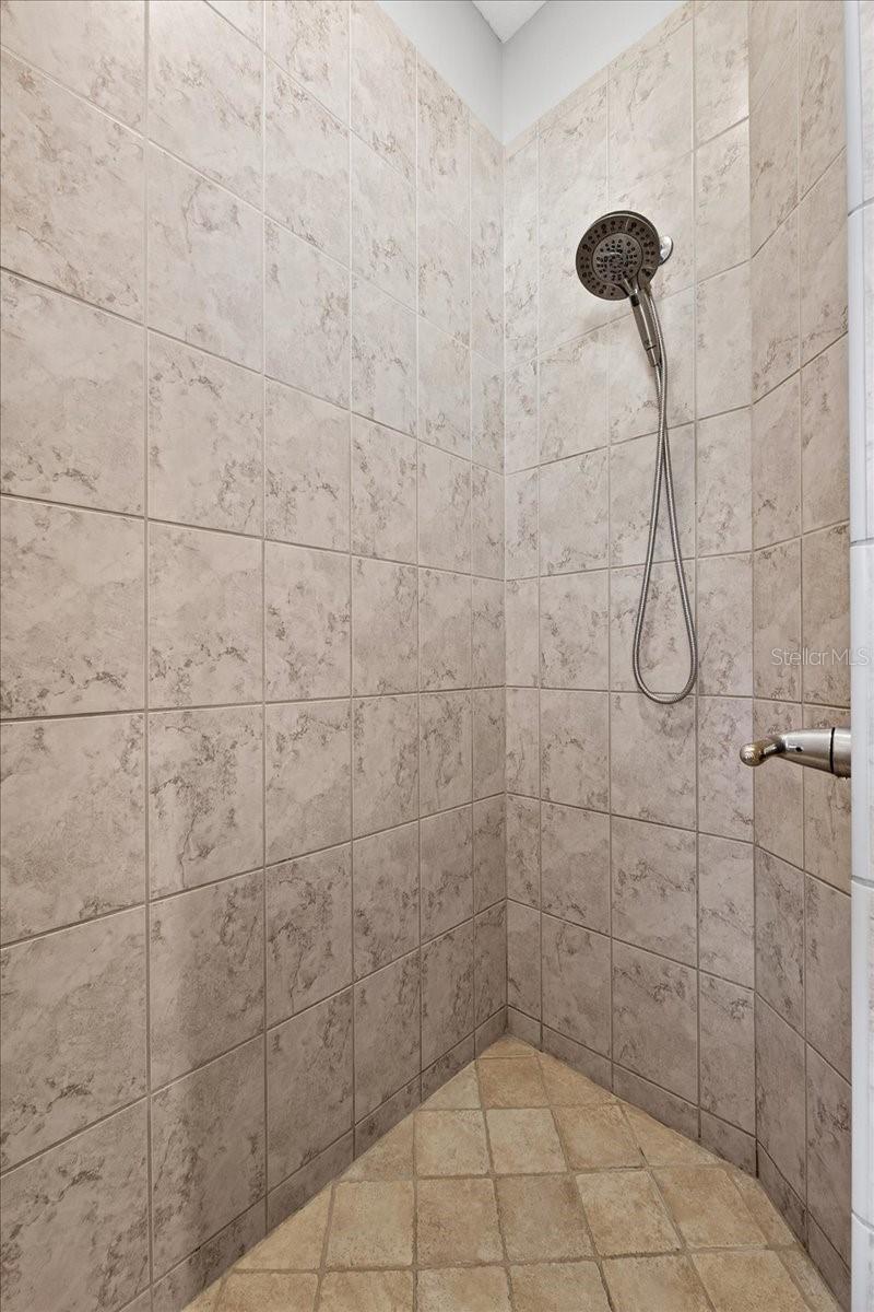 SUNNYWOOD - Residential