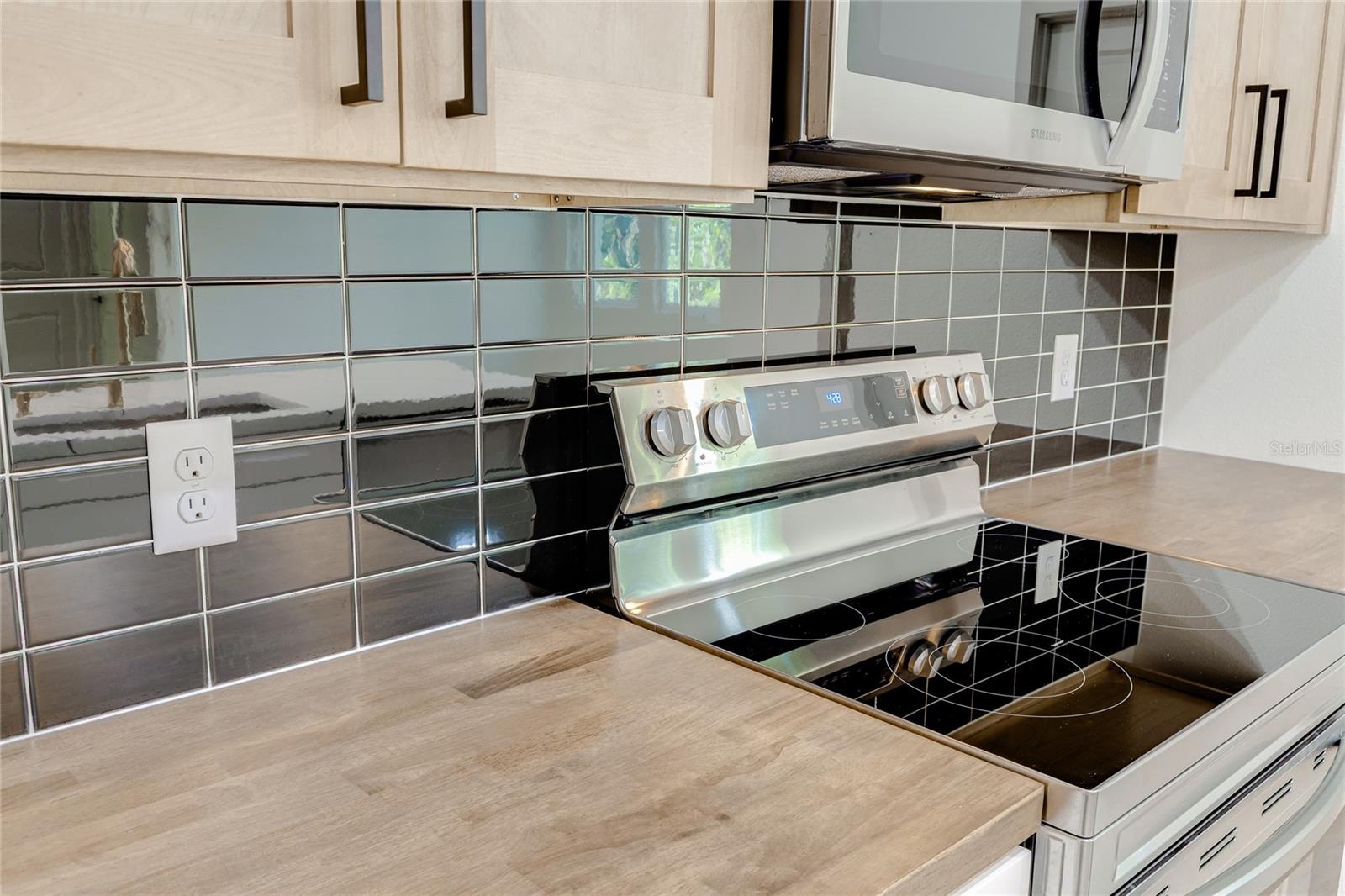 LAKE BETHEL ESTATES REP - Residential