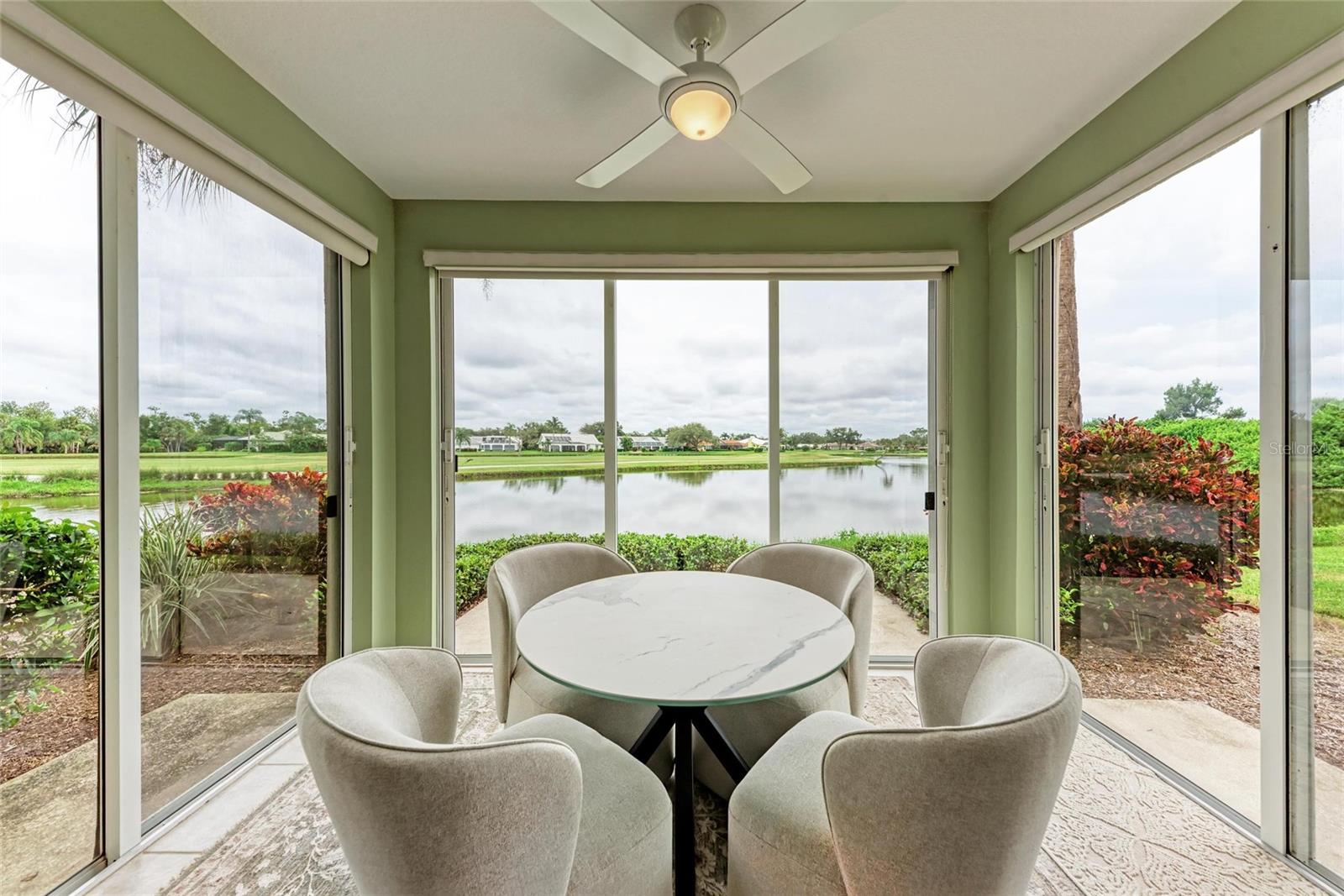 FAIRWAY GLEN ST ANDREWS PARK - Residential