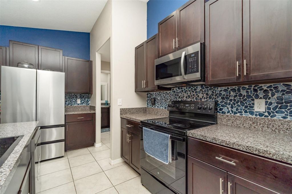 Photo of 1037 7th Avenue NW, Ruskin, FL 33570 (MLS # TB8416263)