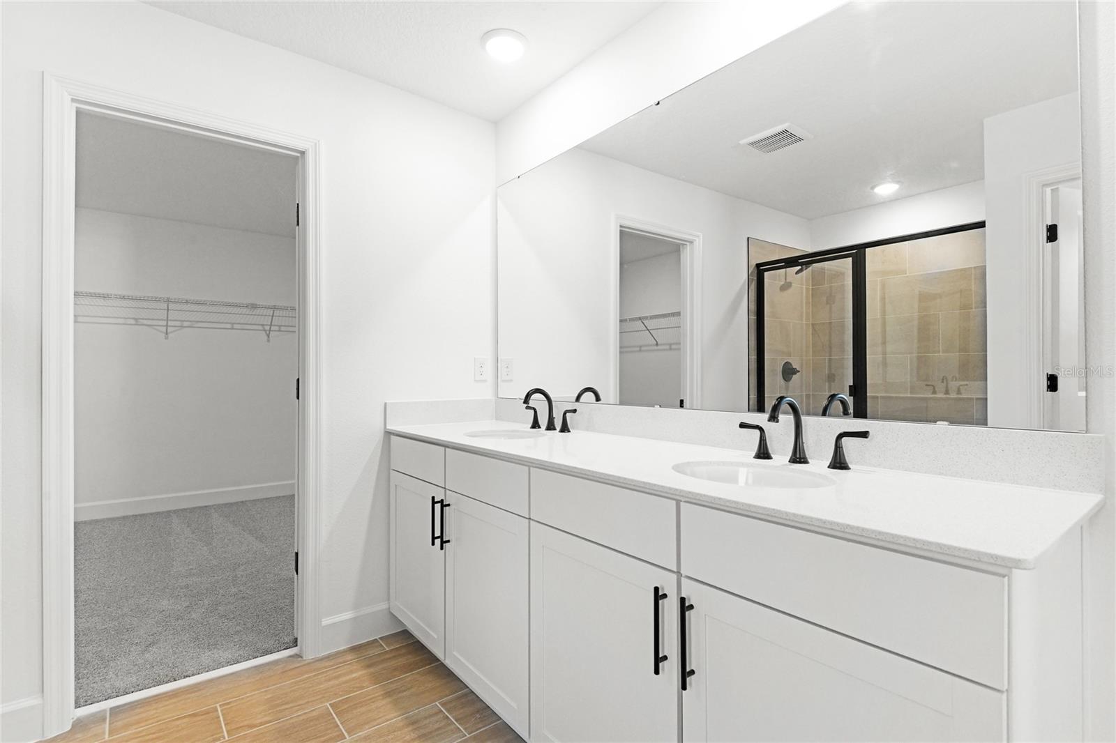 SEASONS AT WEKIVA RIDGE - Residential