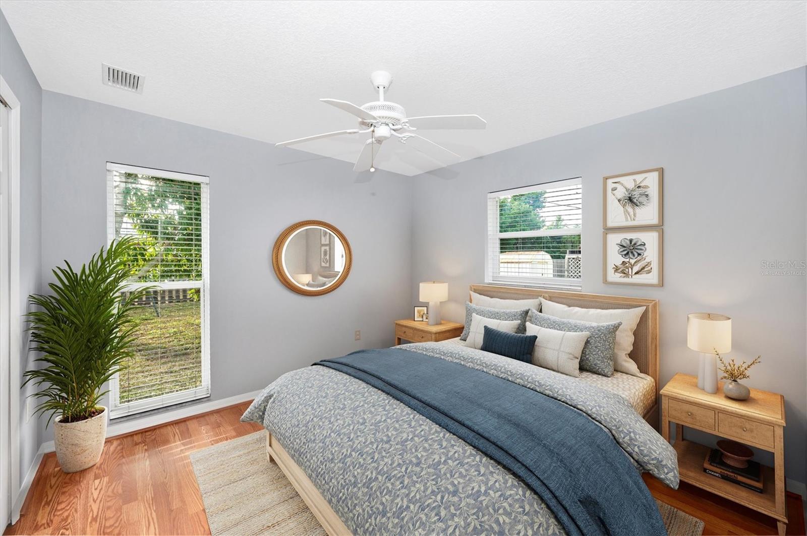 SOUTH VENICE - Residential