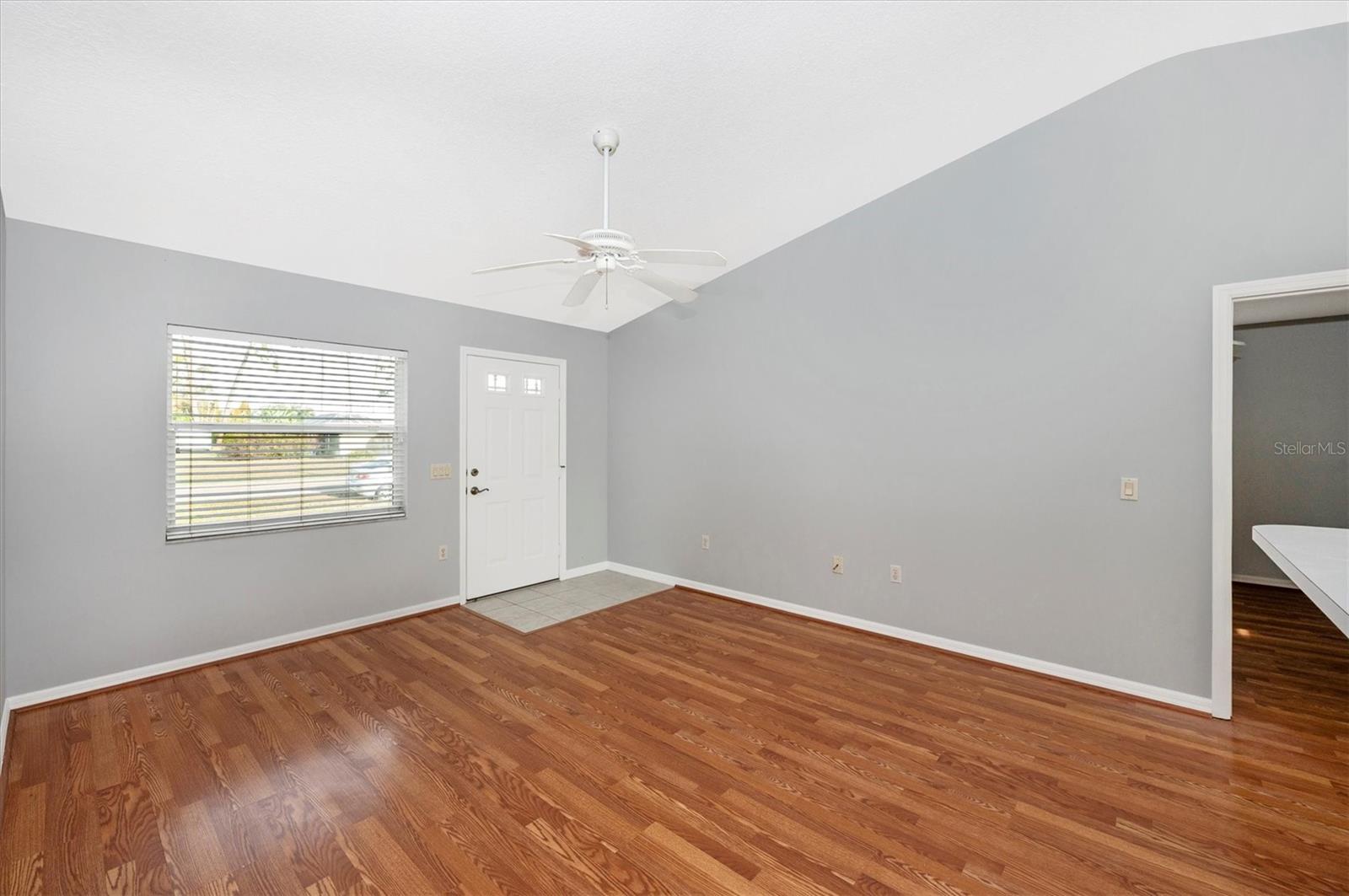 SOUTH VENICE - Residential