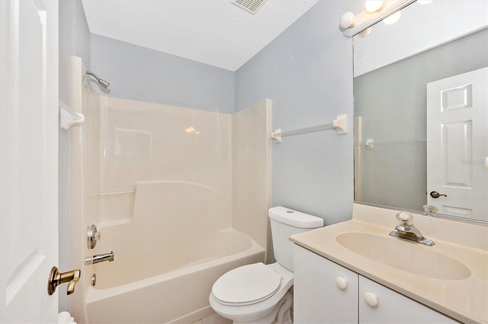 SOUTH VENICE - Residential