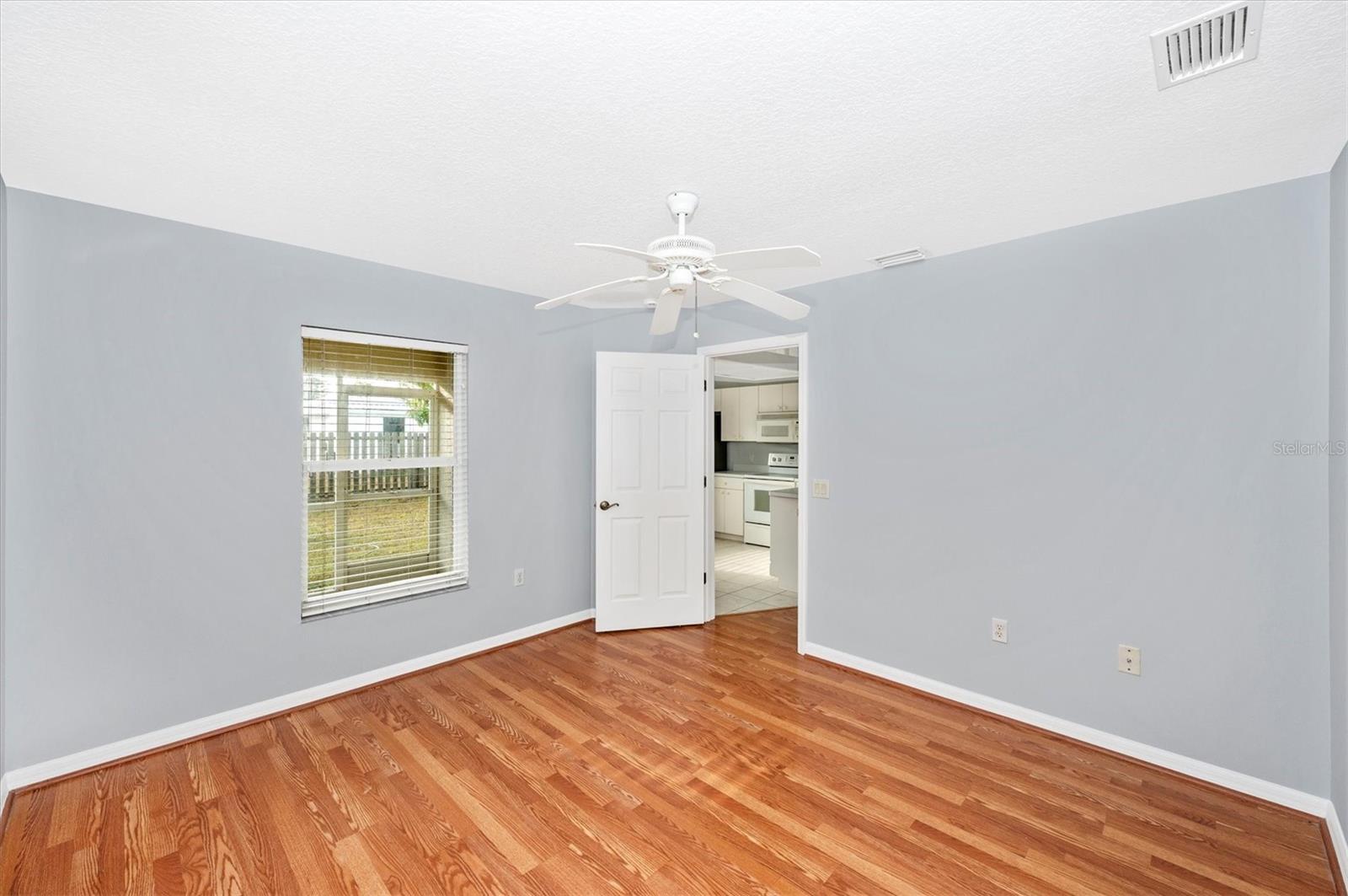 SOUTH VENICE - Residential