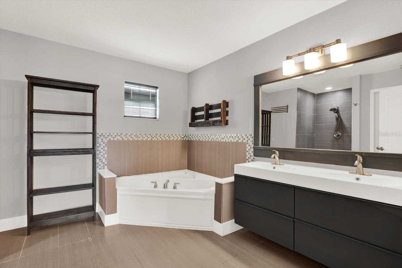 LIVE OAK PRESERVE PH 1C VILLAGE - Residential Lease