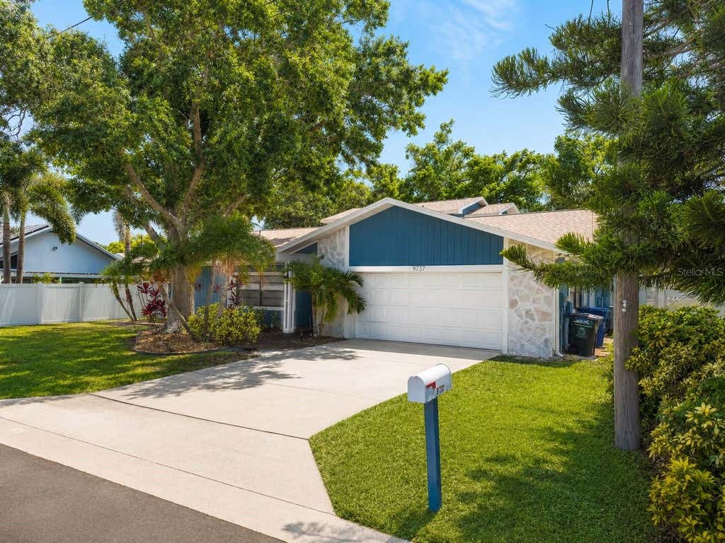 Photo of 9737 135th Street, Seminole, FL 33776 (MLS # TB8526462)