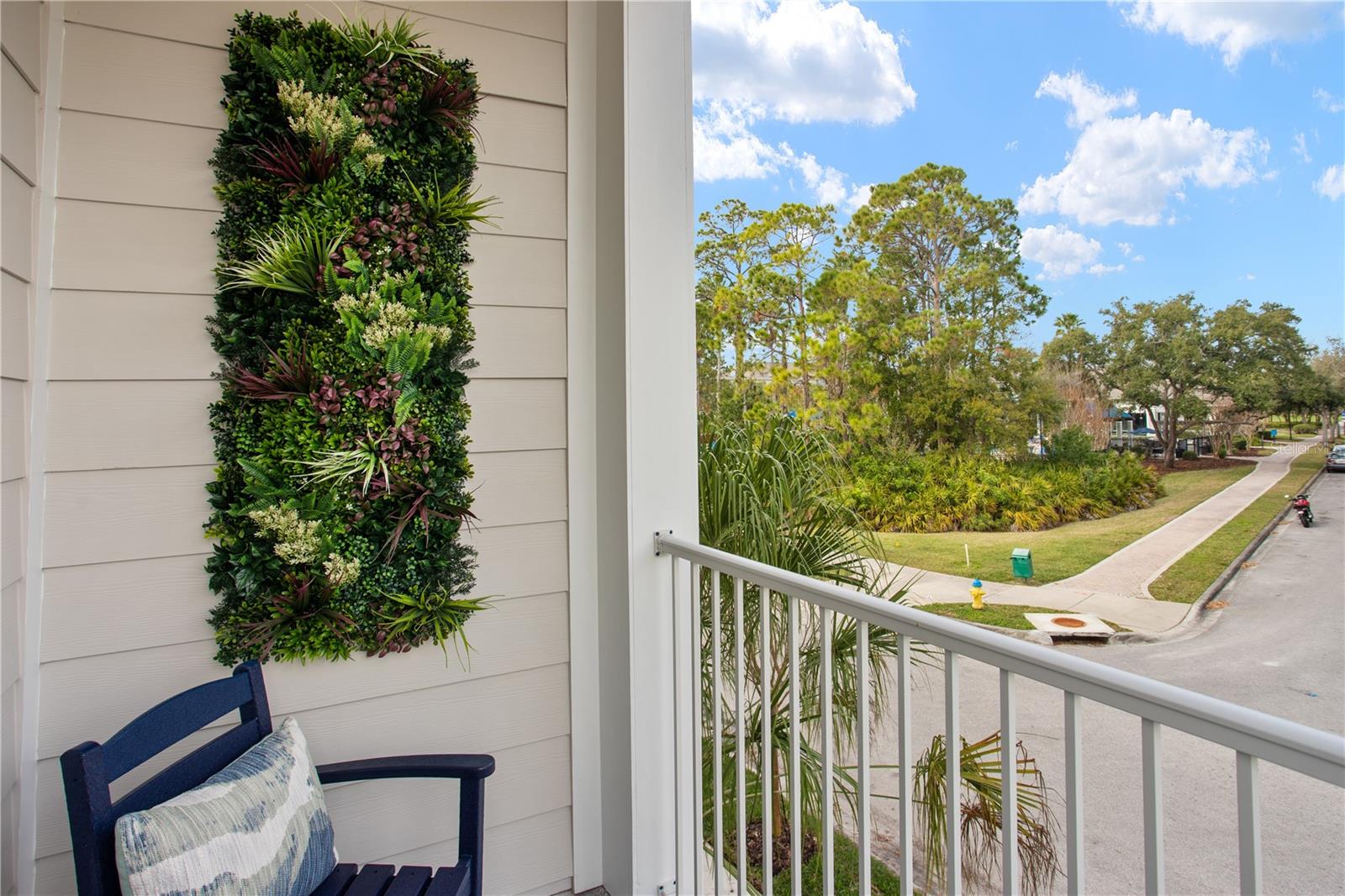 WESTCHASE STATION TOWNHOMES - Residential