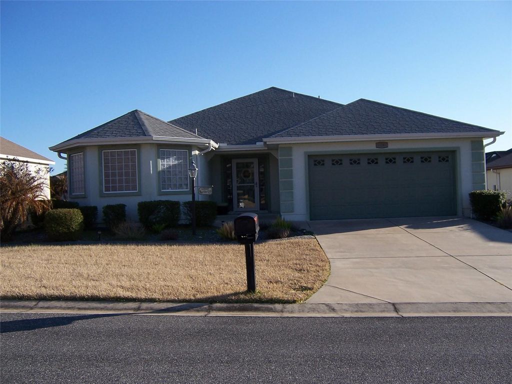 Photo of 11266 SE 170th Lane, Summerfield, FL 34491 (MLS # G5107915)