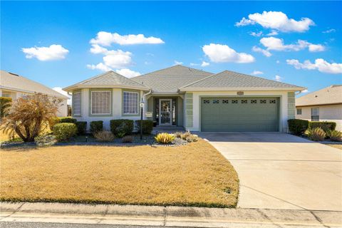 Photo of 11266 SE 170th Lane, Summerfield, FL 34491 (MLS # G5107915)