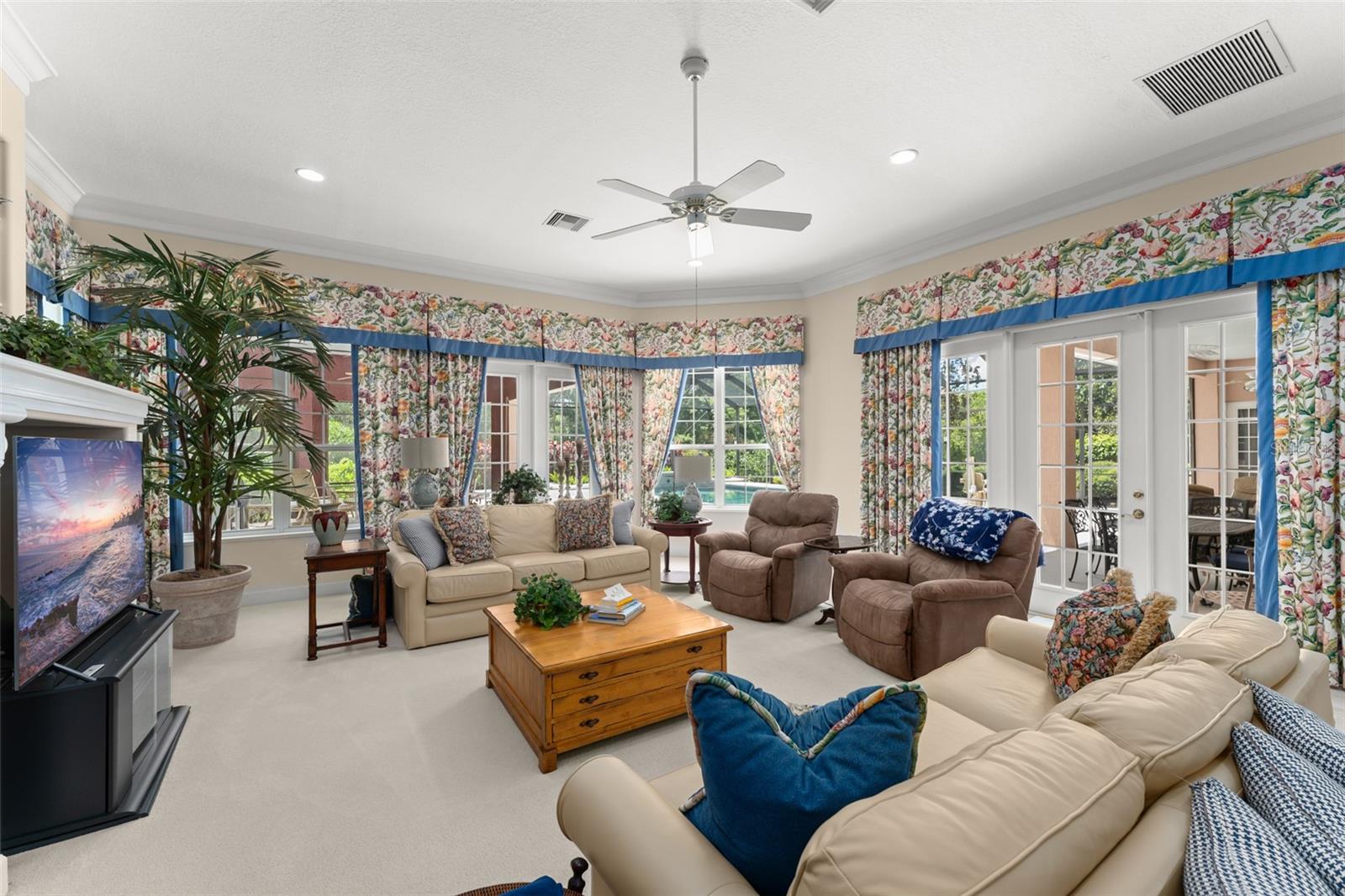 WATERS EDGE BOCA POINTE AT TURTLE CREEK - Residential