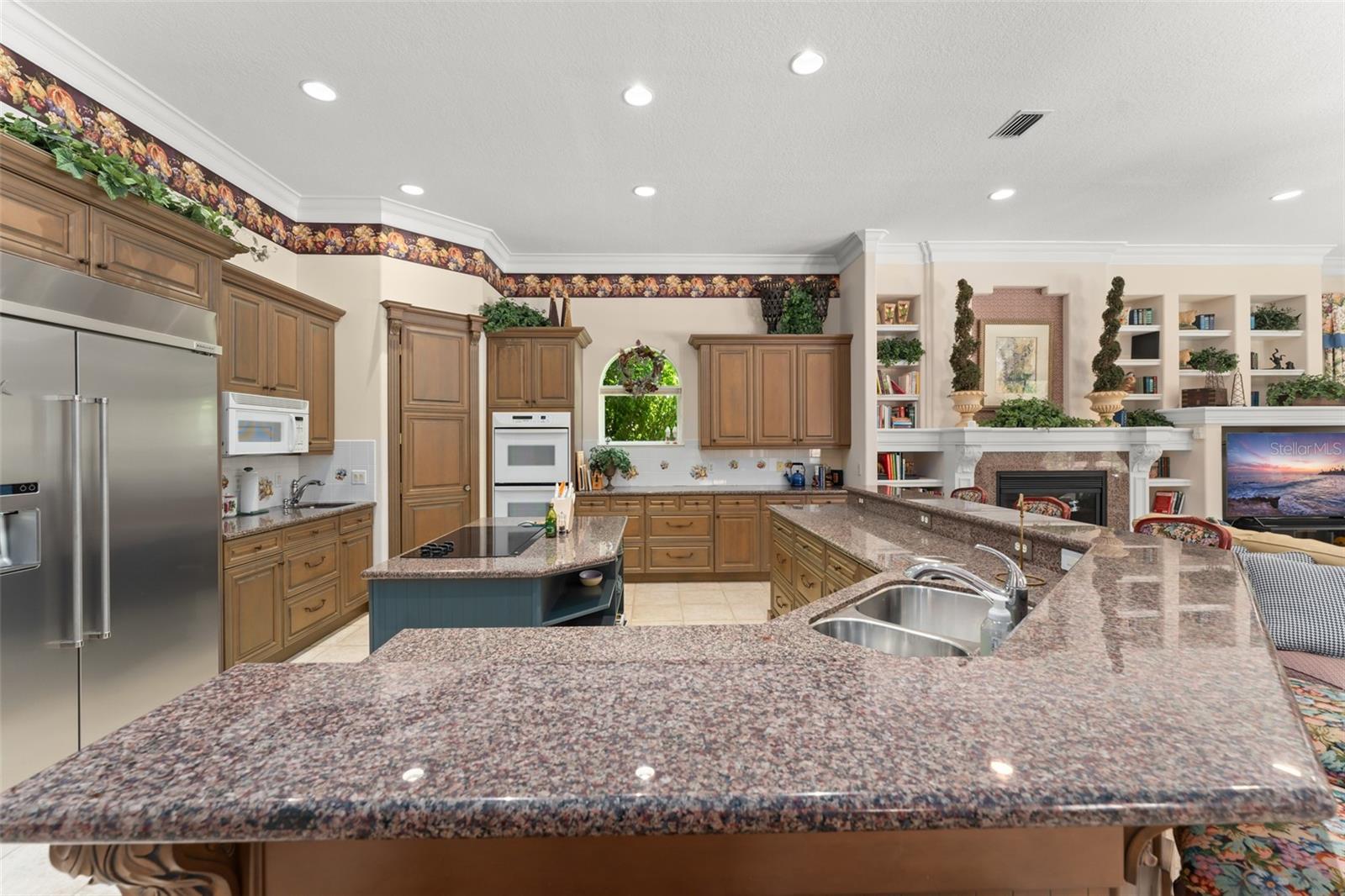 WATERS EDGE BOCA POINTE AT TURTLE CREEK - Residential