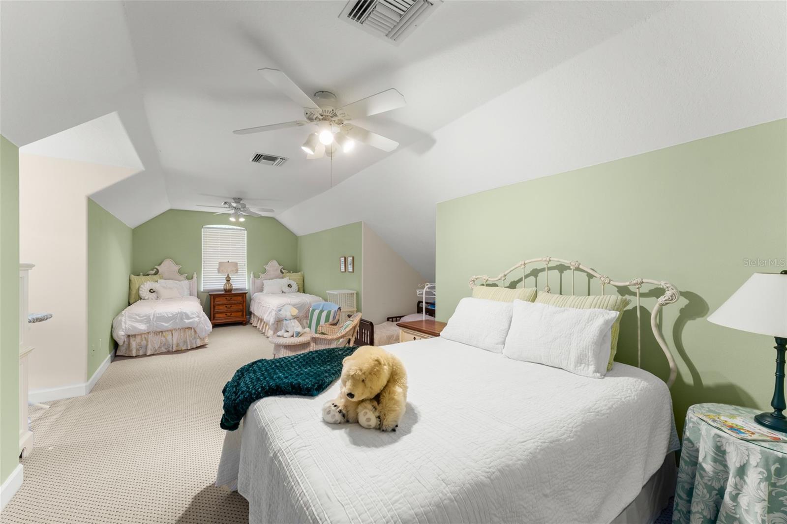 WATERS EDGE BOCA POINTE AT TURTLE CREEK - Residential