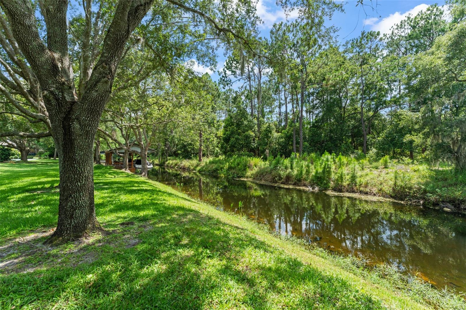 WATERS EDGE BOCA POINTE AT TURTLE CREEK - Residential