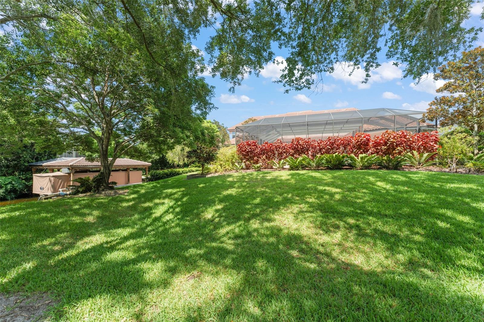 WATERS EDGE BOCA POINTE AT TURTLE CREEK - Residential