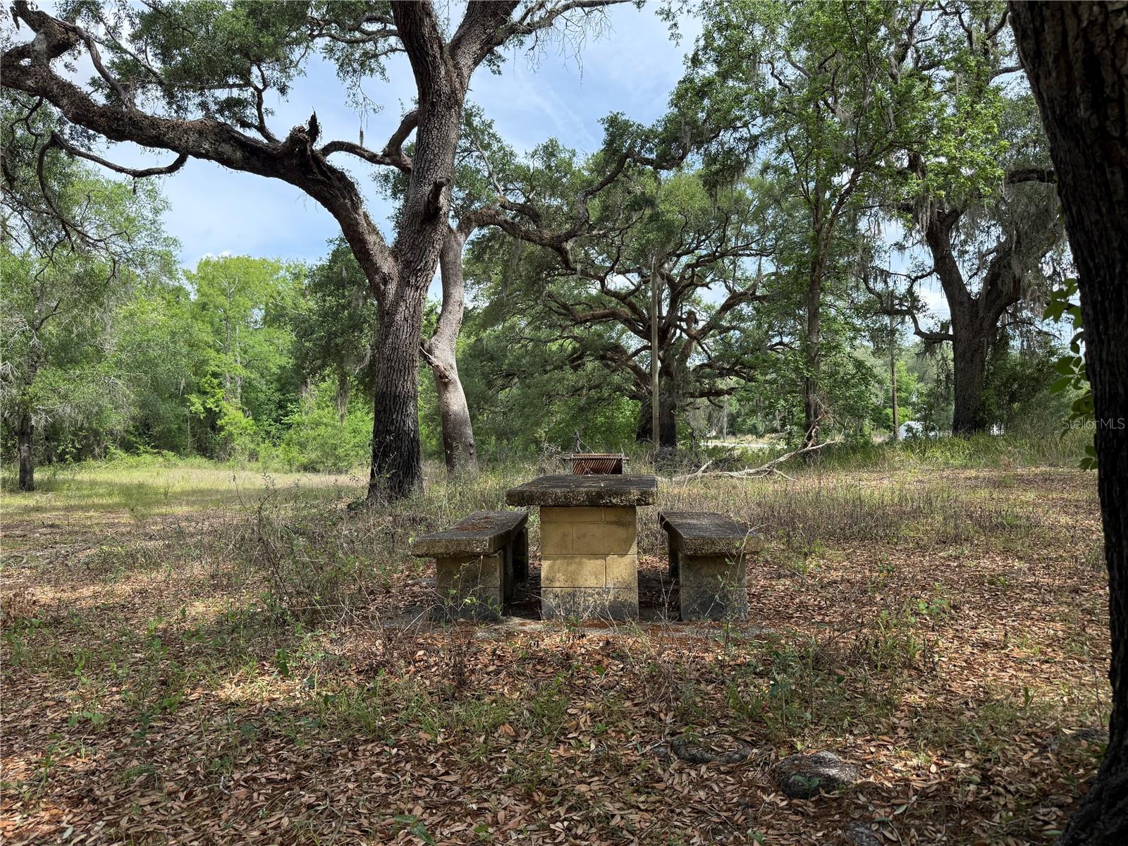 RIVERDALE SEC 1 - Land