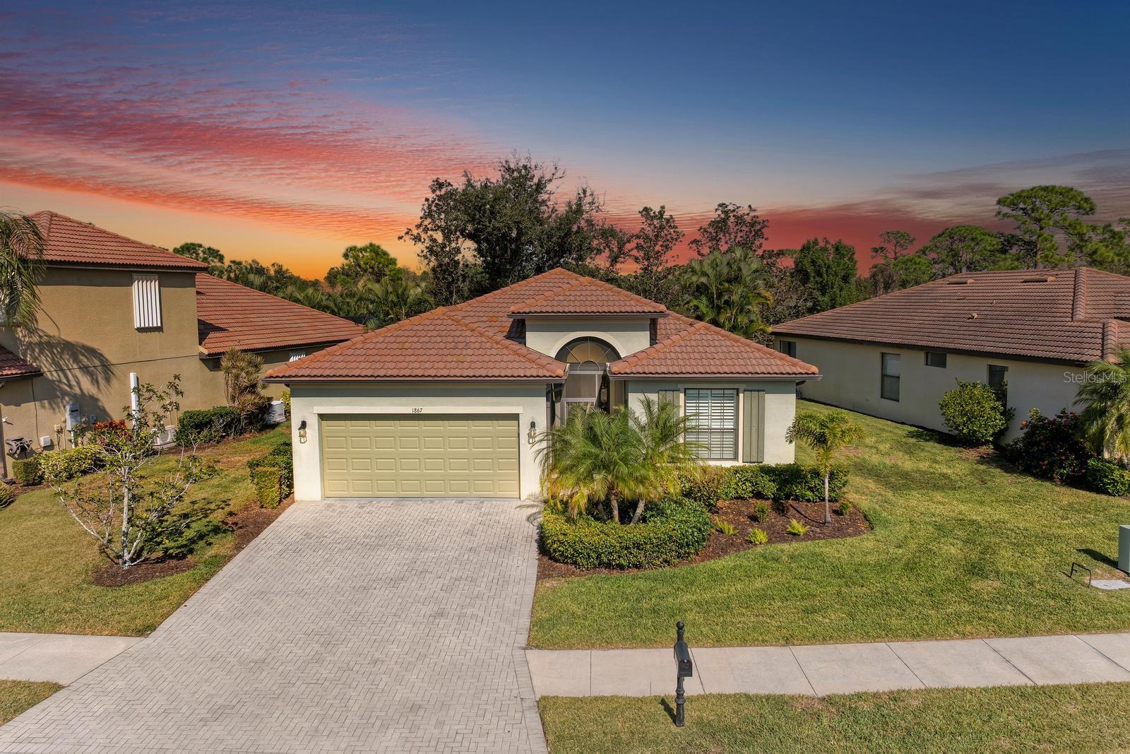 VENETIAN FALLS PH 1 - Residential