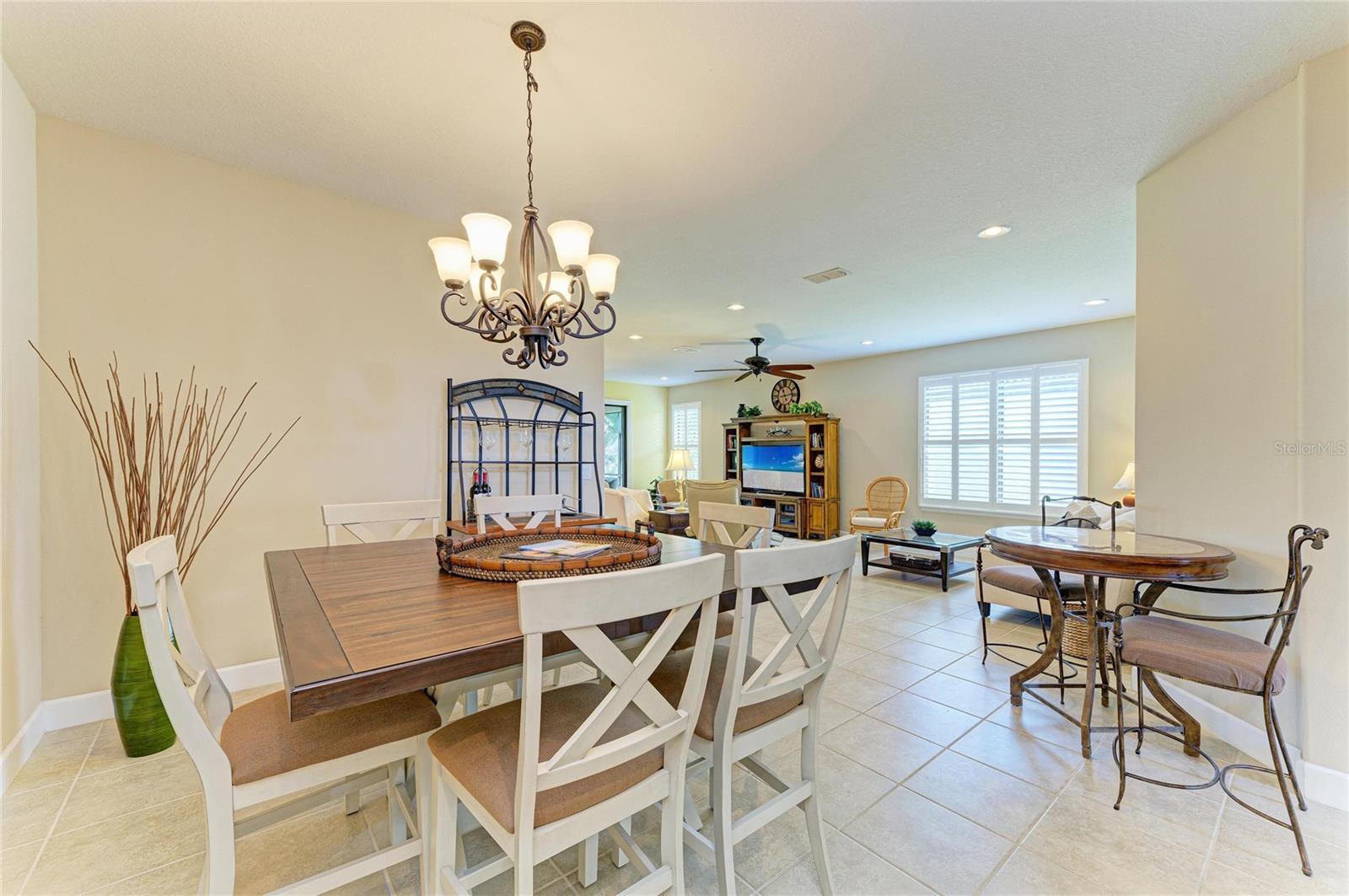 VENETIAN FALLS PH 1 - Residential