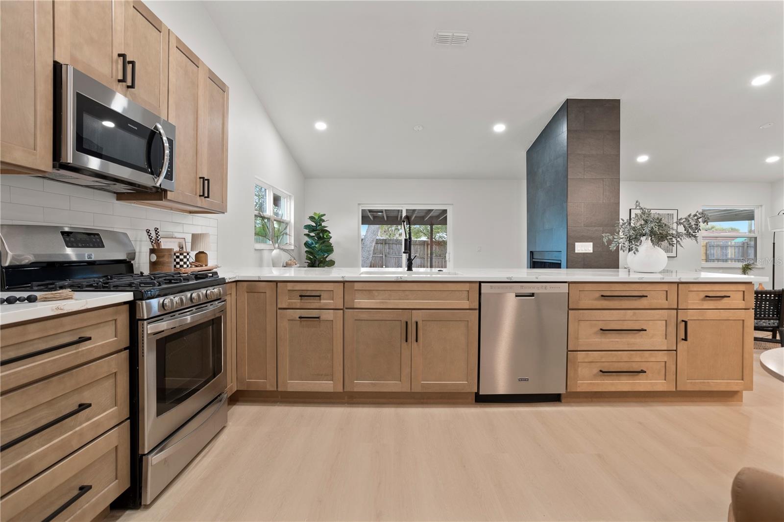 STERLING PARK UNIT 03 - Residential