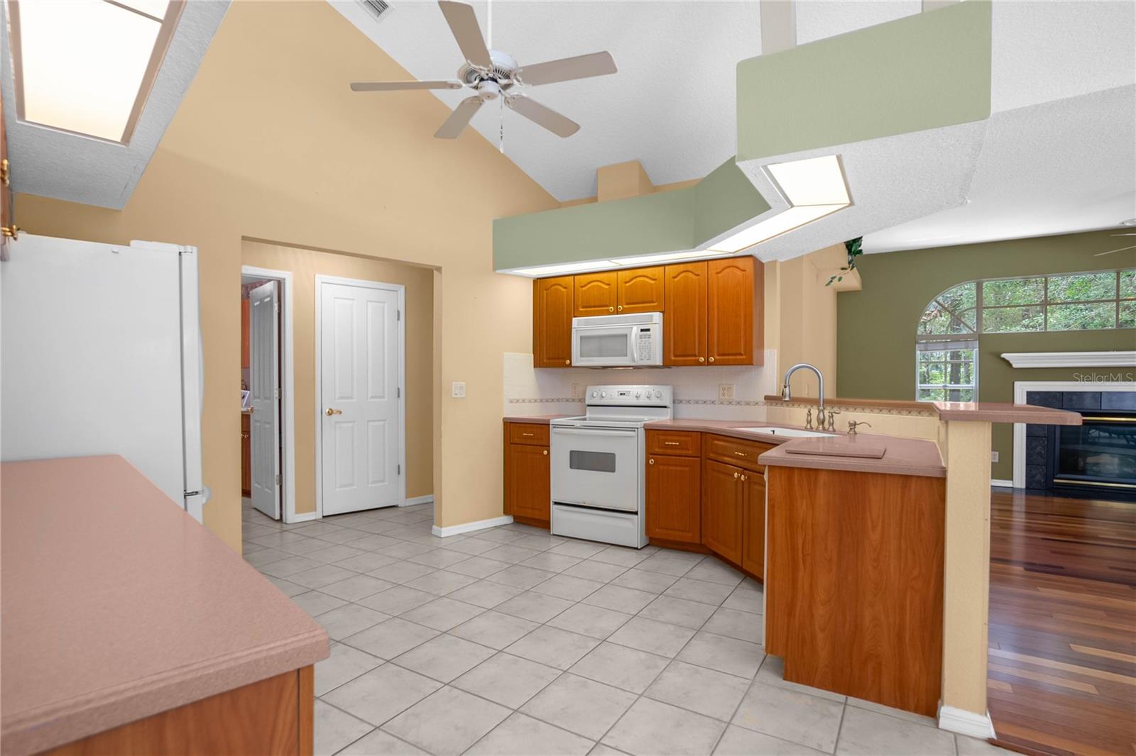 PINE RIDGE UNIT 03 - Residential