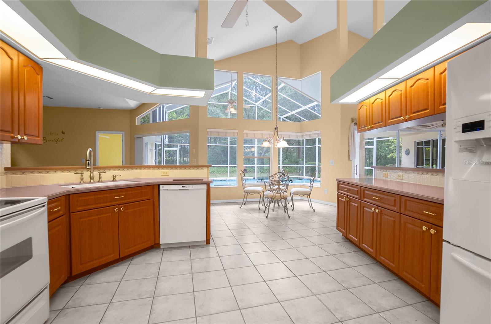 PINE RIDGE UNIT 03 - Residential