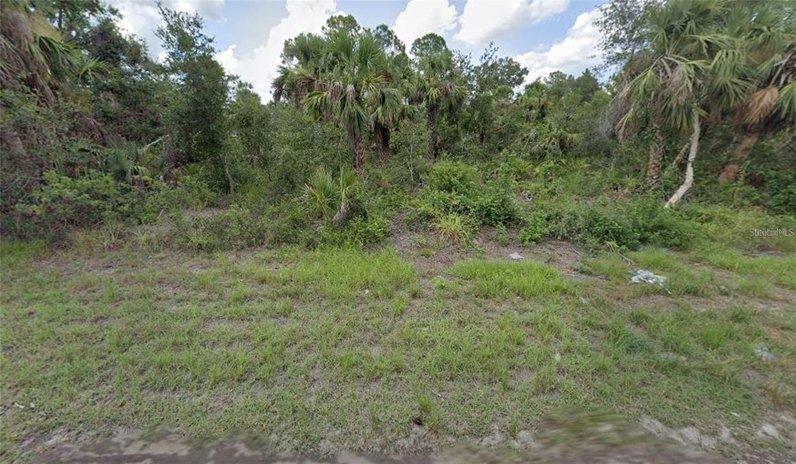 PORT CHARLOTTE SECTION - Land