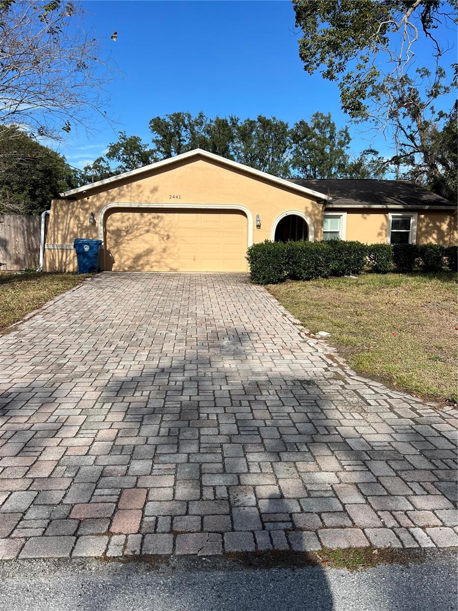 SPRING HILL - Residential