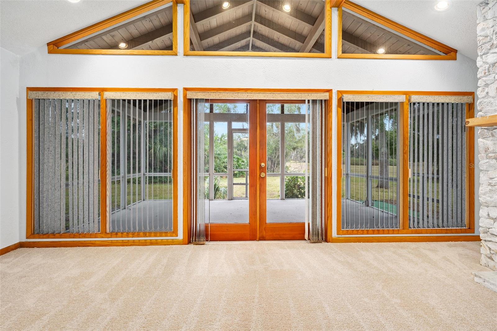 TOMOKA OAKS COUNTRY CLUB ESTATES - Residential