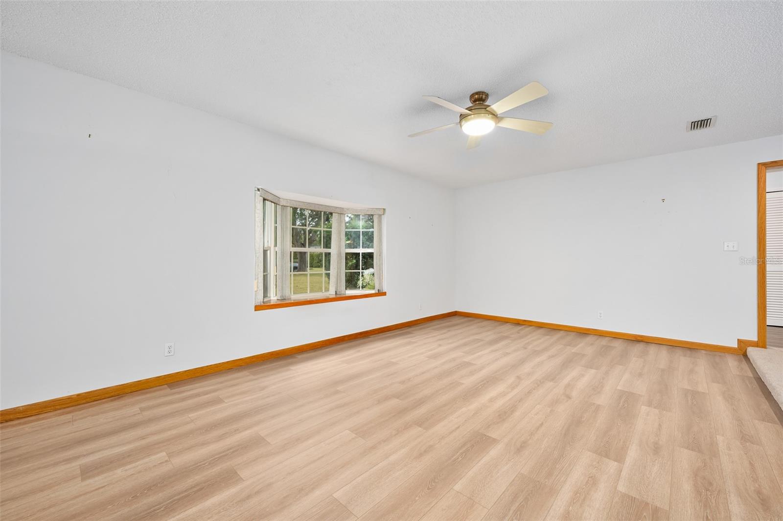 TOMOKA OAKS COUNTRY CLUB ESTATES - Residential