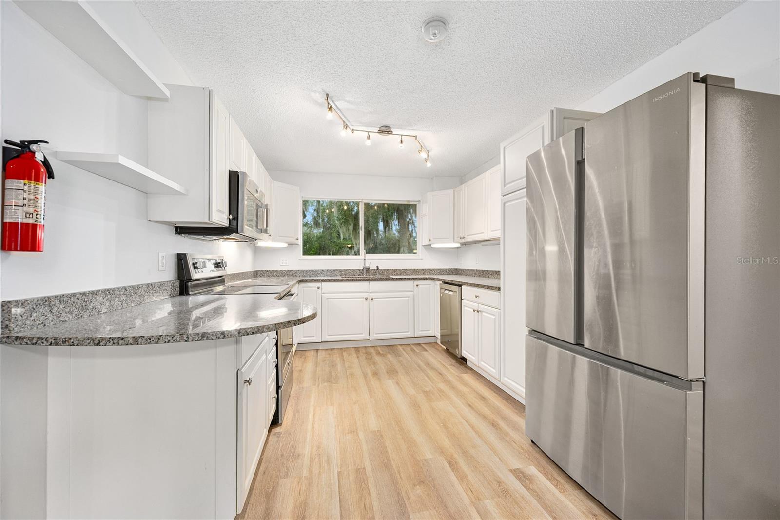 TOMOKA OAKS COUNTRY CLUB ESTATES - Residential