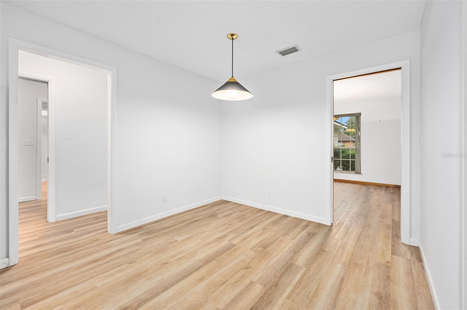 TOMOKA OAKS COUNTRY CLUB ESTATES - Residential