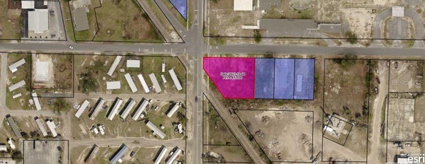 3502 E 5TH ST, PANAMA CITY, FL 32401 - Image 95e8c7a3e87934d5ea83bc2902bfbbec/4148882345