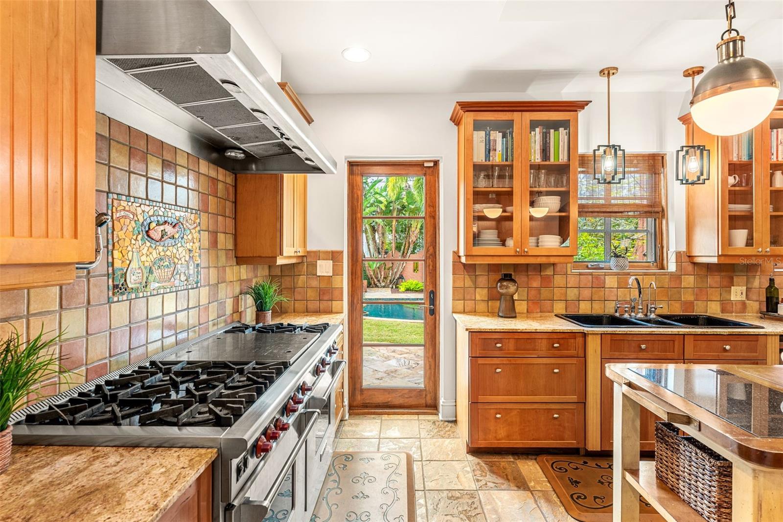 EDGEWATER HEIGHTS - Residential