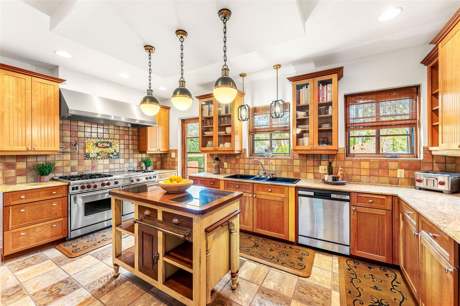 EDGEWATER HEIGHTS - Residential